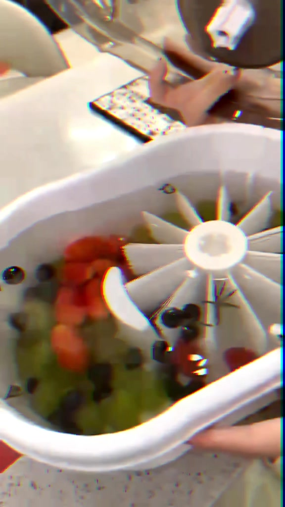 Máquina de Lavar Frutas e Verduras Automática Bivolt Higienizar Vegetais Legumes Frutos do Mar